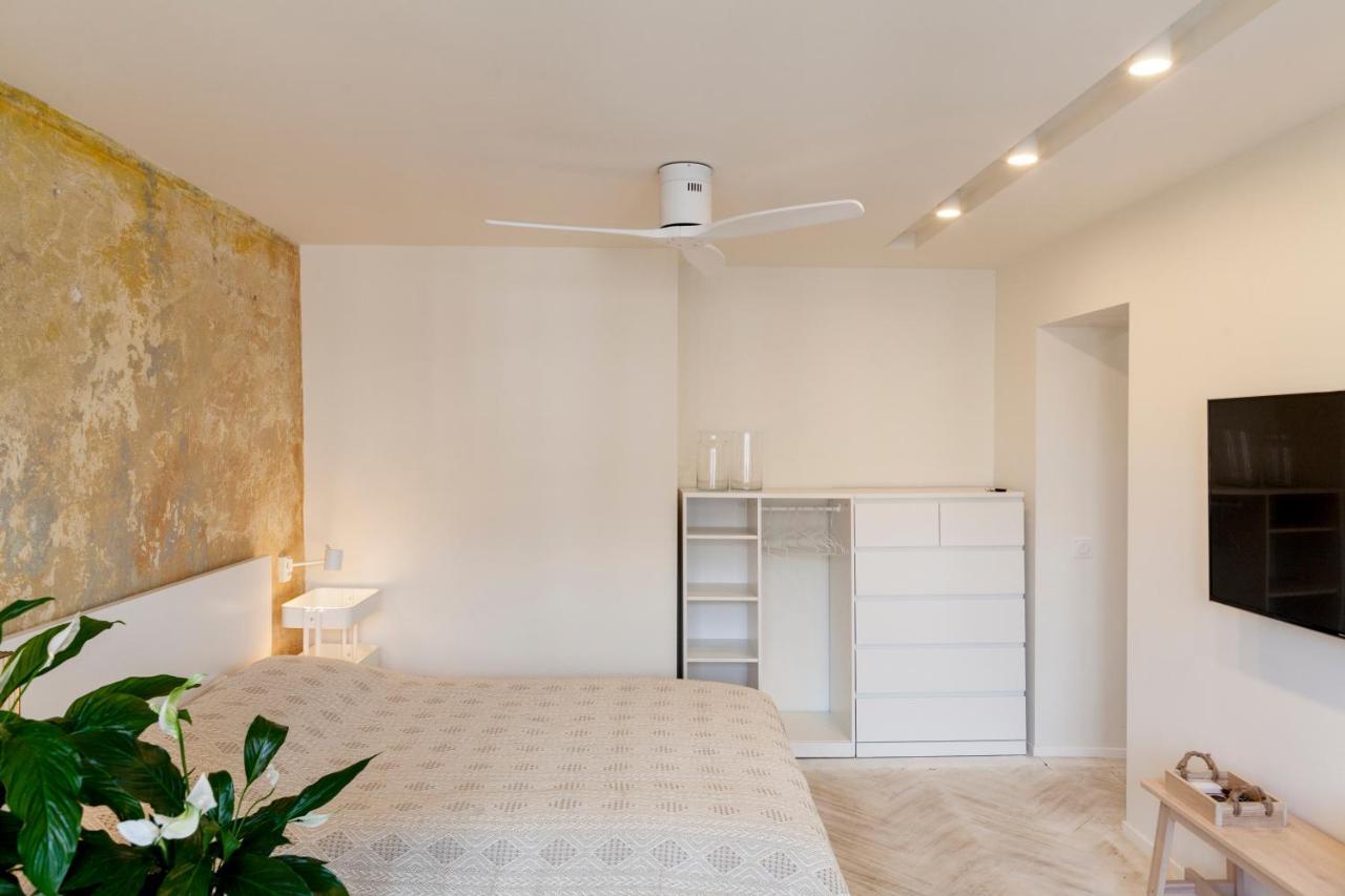Uni Apartament ウッチ エクステリア 写真